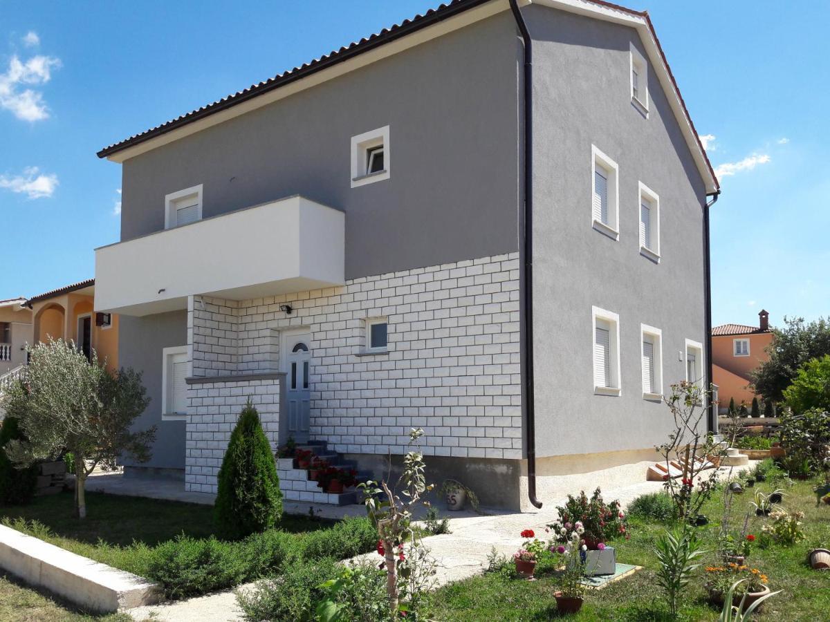 Appartement Olympia à Fažana Extérieur photo